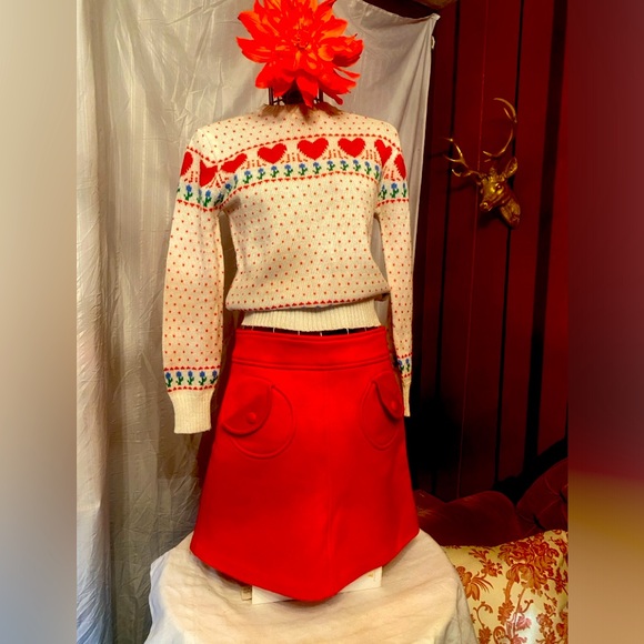 Marc Jacobs, Red, Wool Skirt with Leather Detail, Size 6 - Picture 2 of 8